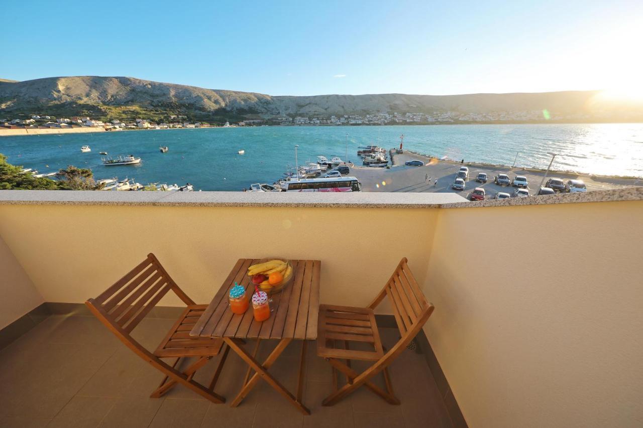 Apartmani "Jadran" Pag Town Exterior photo